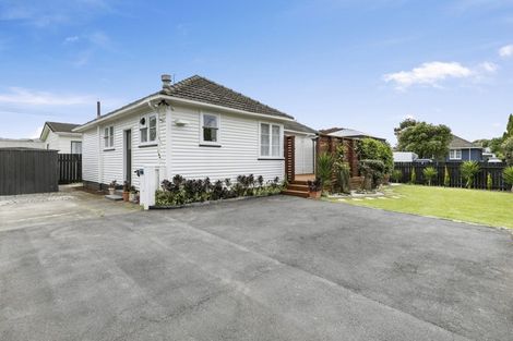 Photo of property in 71 Sladden Street, Naenae, Lower Hutt, 5011