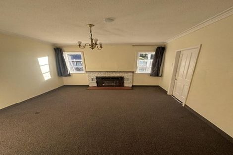 Photo of property in 42 Kamahi Street, Stokes Valley, Lower Hutt, 5019