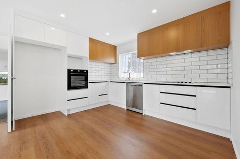 Photo of property in 3 Mildmay Road, Henderson, Auckland, 0610