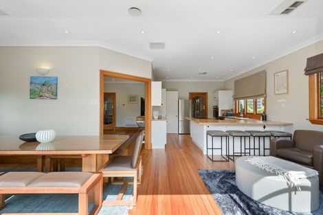 Photo of property in 4 Claxton Place, Saint Martins, Christchurch, 8022