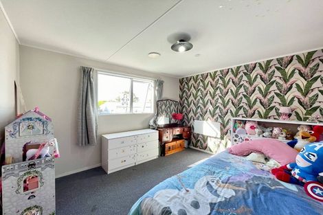 Photo of property in 10 Wicklow Place, Bell Block, New Plymouth, 4312