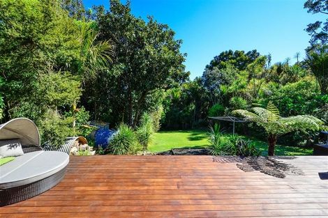 Photo of property in 128 Hinau Road, Waimauku, 0881