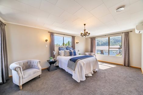 Photo of property in 28 Perry Street, Heretaunga, Upper Hutt, 5018