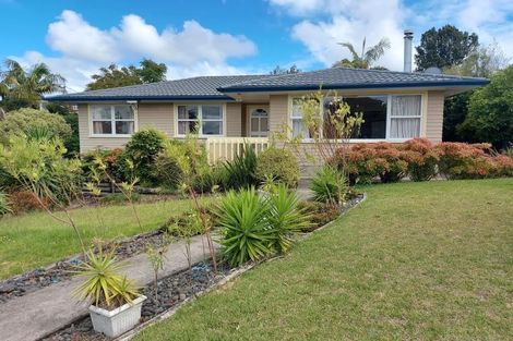 Photo of property in 6 Adams Place, Te Kamo, Whangarei, 0112