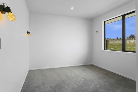 Photo of property in 37 Kopakopa Crescent, Wharewaka, Taupo, 3330