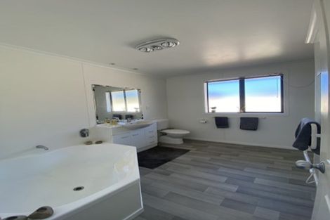 Photo of property in 10 Amner Place, Havelock North, 4130