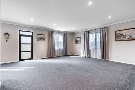 Photo of property in 71 Hokonui Drive, Gore, 9710