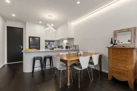 Photo of property in 18d St Michaels Avenue, Point Chevalier, Auckland, 1022