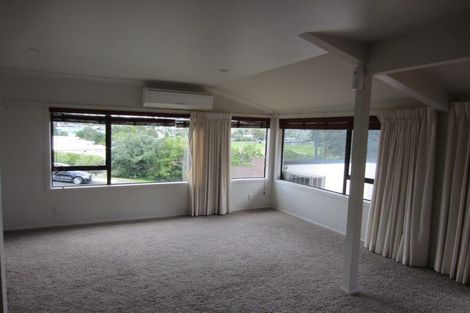 Photo of property in 143 Stanmore Bay Road, Stanmore Bay, Whangaparaoa, 0932