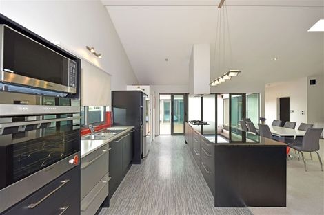 Photo of property in 50 Jeffreys Road, Fendalton, Christchurch, 8052