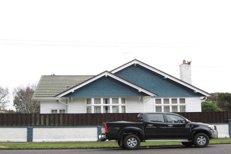Photo of property in 14 French Street, Moturoa, New Plymouth, 4310