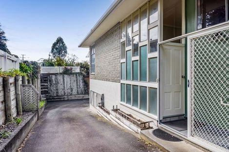 Photo of property in 17 Frankley Road, Westown, New Plymouth, 4310