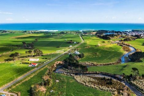 Photo of property in 3624 Eltham Road, Opunake, 4682