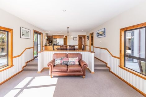 Photo of property in 374 Sawyers Arms Road, Harewood, Christchurch, 8051