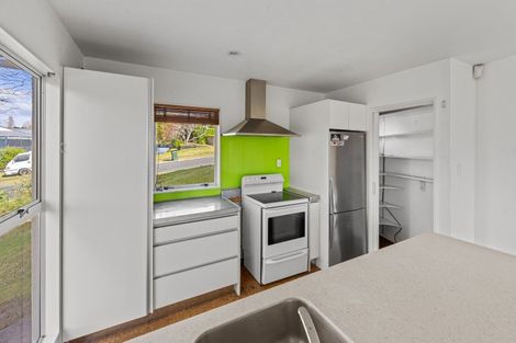 Photo of property in 3 Pentland Place, Highlands Park, New Plymouth, 4312