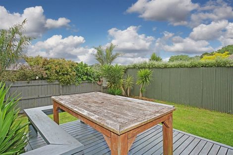 Photo of property in 6a Kayes Road, Pukekohe, 2120