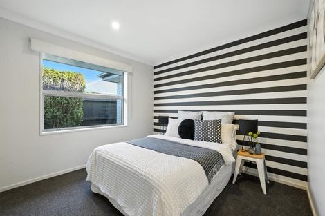 Photo of property in 18 Churchill Drive, Rangiora, 7400