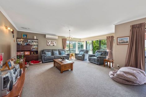 Photo of property in 17 Bayfair Drive, Mount Maunganui, 3116