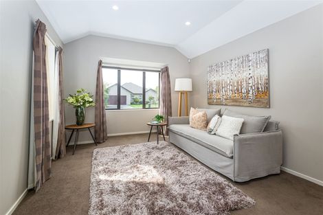 Photo of property in 11 Kaniere Avenue, Hei Hei, Christchurch, 8042