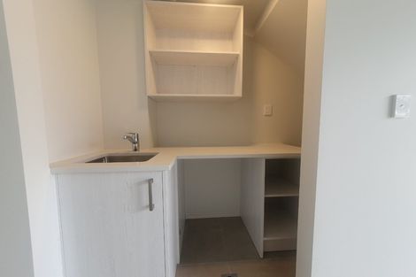 Photo of property in 3d Datura Place, Sunnynook, Auckland, 0620