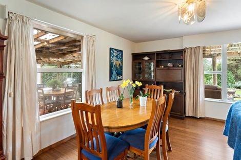 Photo of property in 30 Convent Road, Otaki, 5512