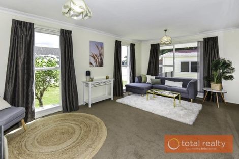 Photo of property in 6 Oldham Crescent, Halswell, Christchurch, 8025