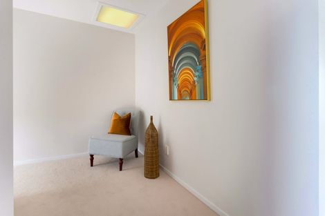 Photo of property in 4035f Great North Road, Glen Eden, Auckland, 0602