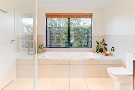 Photo of property in 24 Urutawa Drive, Kerikeri, 0230