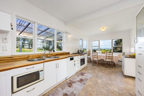 Photo of property in 176 Shegadeen Road, Wharehine, Wellsford, 0973