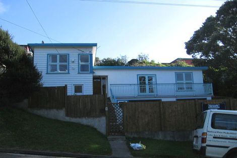 Photo of property in 6 View Road, Titahi Bay, Porirua, 5022