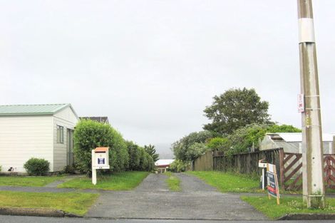Photo of property in 2 Ross Street, Onerahi, Whangarei, 0110