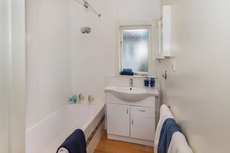 Photo of property in 62 Settlement Road, Papakura, 2110