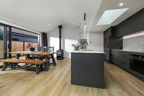 Photo of property in 19 Wooing Tree Avenue, Cromwell, 9310