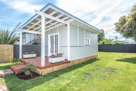 Photo of property in 42 Niblett Street, Whanganui, 4500