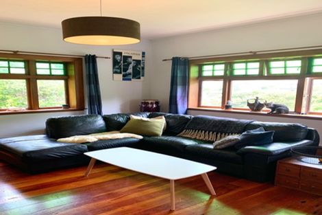 Photo of property in 6 Governor Road, Northland, Wellington, 6012