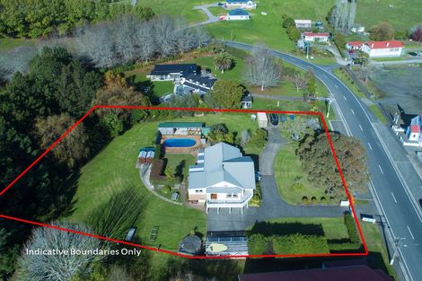 Photo of property in 84 Puhoi Road, Puhoi, Warkworth, 0994