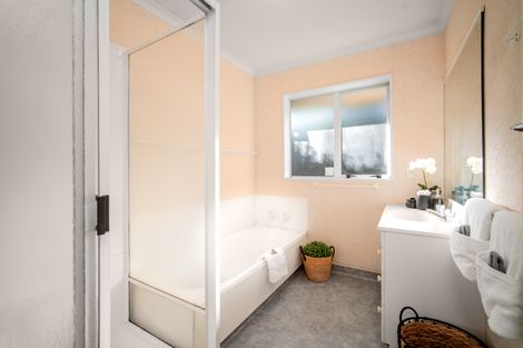 Photo of property in 15 Villa Grove, Ilam, Christchurch, 8041