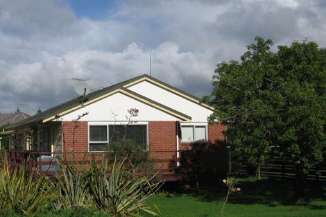 Photo of property in 2/14 Bay Street, Red Beach, 0932