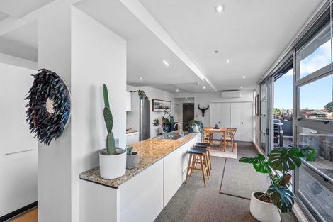 Photo of property in Maison Apartments, 111/16 Huron Street, Takapuna, Auckland, 0622