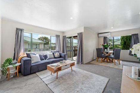 Photo of property in 110 Brightside Road, Stanmore Bay, Whangaparaoa, 0932