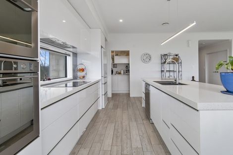 Photo of property in 28 Holyoake Terrace, Omokoroa, 3114