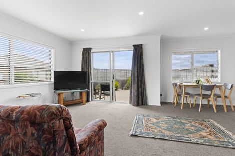 Photo of property in 40 Excelsa Place, Papamoa Beach, Papamoa, 3118