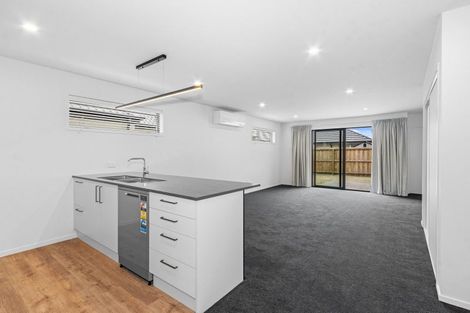 Photo of property in 15 Oakmill Drive, Casebrook, Christchurch, 8051