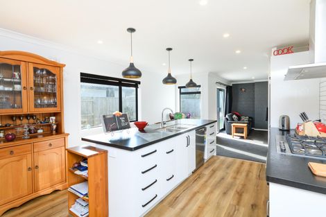 Photo of property in 5 Monarch Drive, Ashhurst, 4810