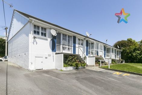 Photo of property in 300 Karori Road, Karori, Wellington, 6012