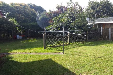 Photo of property in 38 Rosewarne Crescent, Glendene, Auckland, 0602