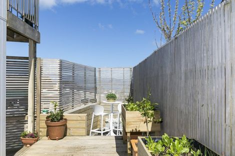 Photo of property in 42 Mandalay Terrace, Khandallah, Wellington, 6035