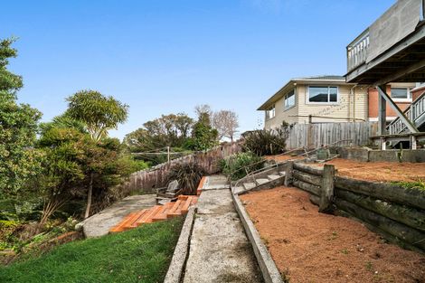 Photo of property in 35 Glendevon Place, Vauxhall, Dunedin, 9013