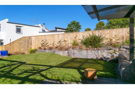 Photo of property in 25 Shera Street, Acacia Bay, Taupo, 3330