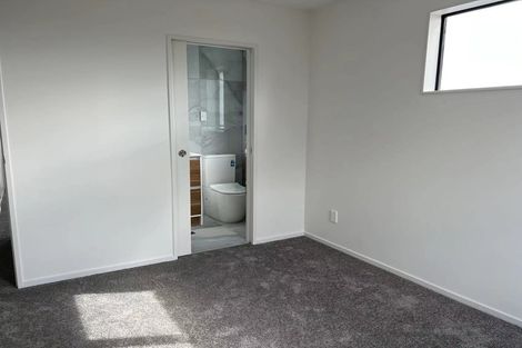 Photo of property in 41b Crestview Rise, Papakura, 2110